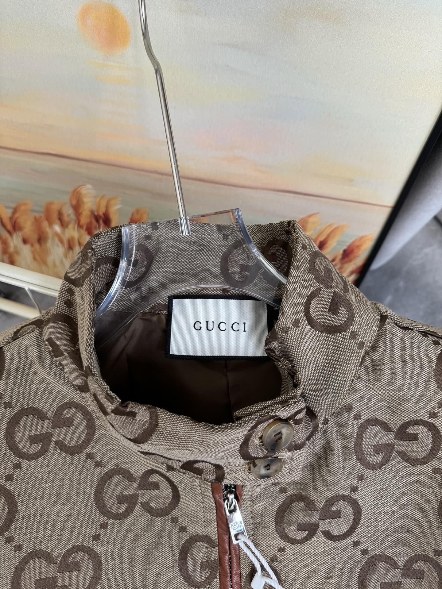 Casual brown letter-printed coat fashion collar zipper design