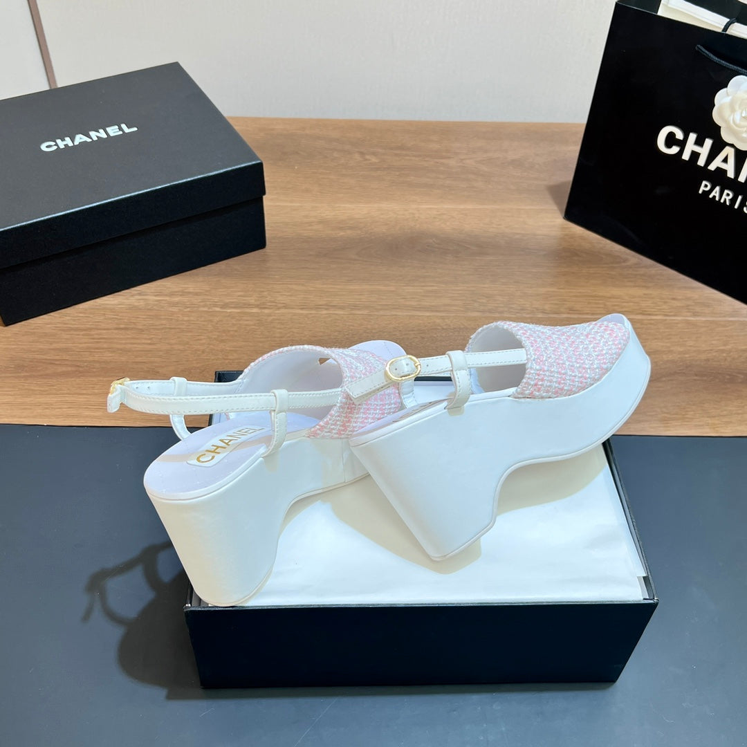 CNL thick-soled colorblock high-heeled sandals 0724042702