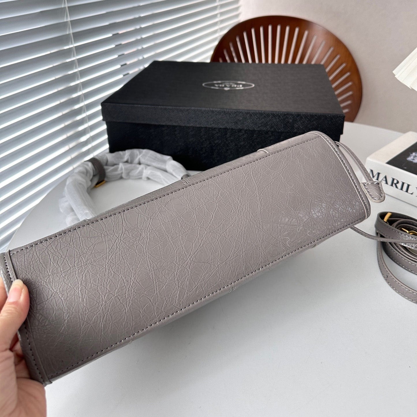 PR soft lux tote bag 1824061302