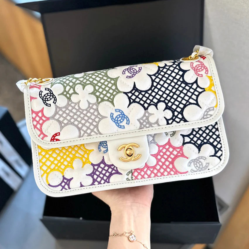 New relief flower embroidery handbag 1024070906