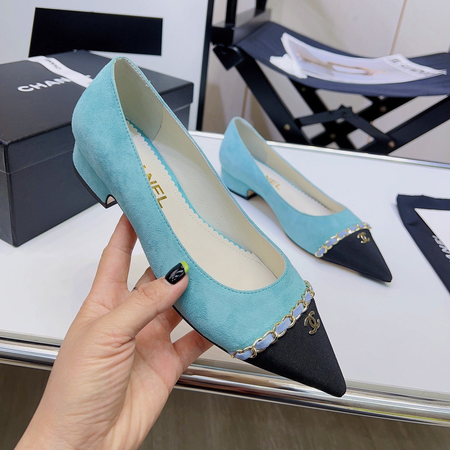 Pointed rhombus chain small high-heeled shoes XC16062302