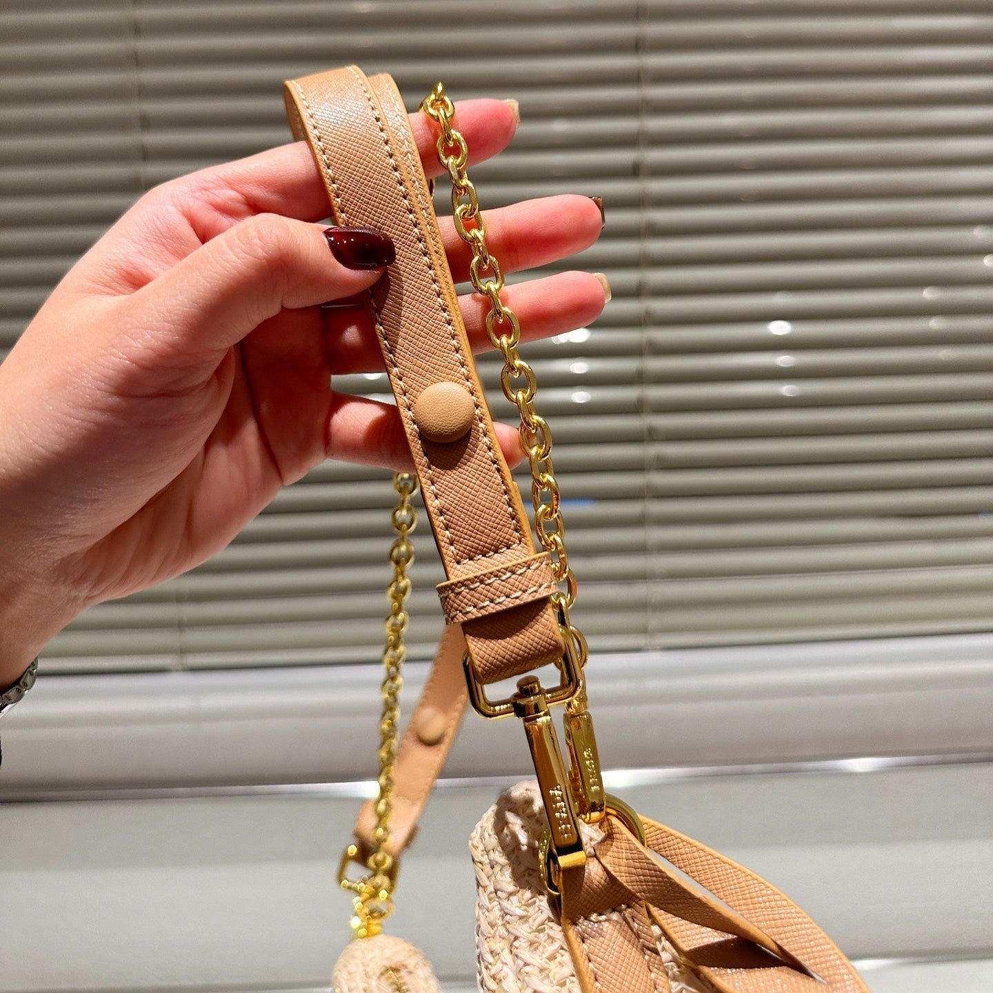 P hobo straw underarm bag 1824040208