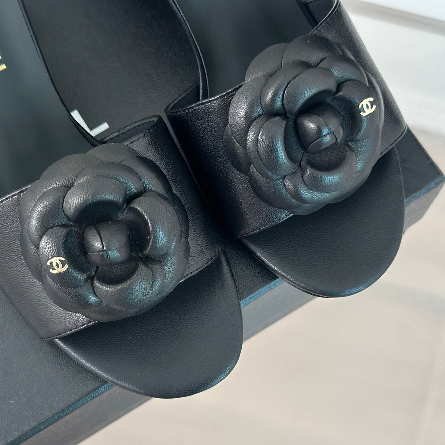 CNL Camellia block heel slippers 1824082701