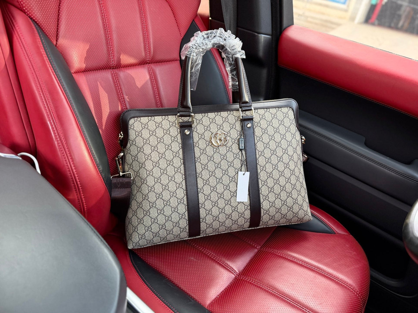 GG briefcase 1825040109