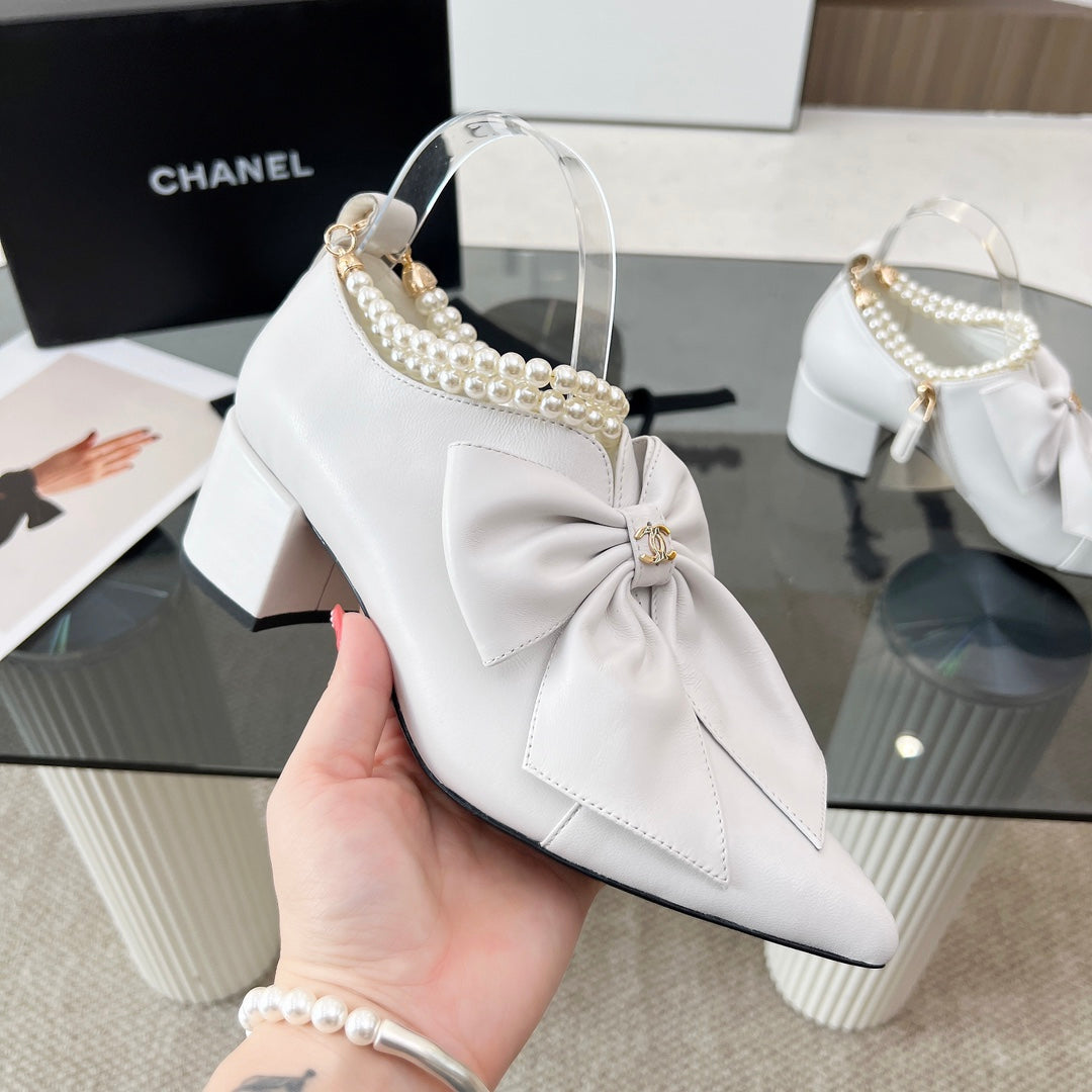 CNL Zip Pearl Booties 0724090506