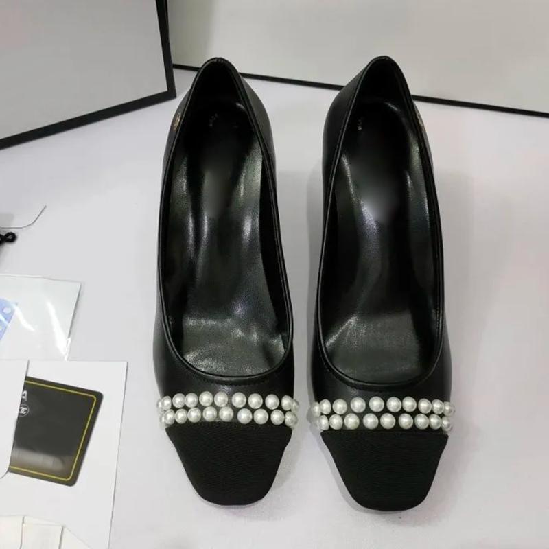 Fashion and versatile casual women's shoes 1023112810