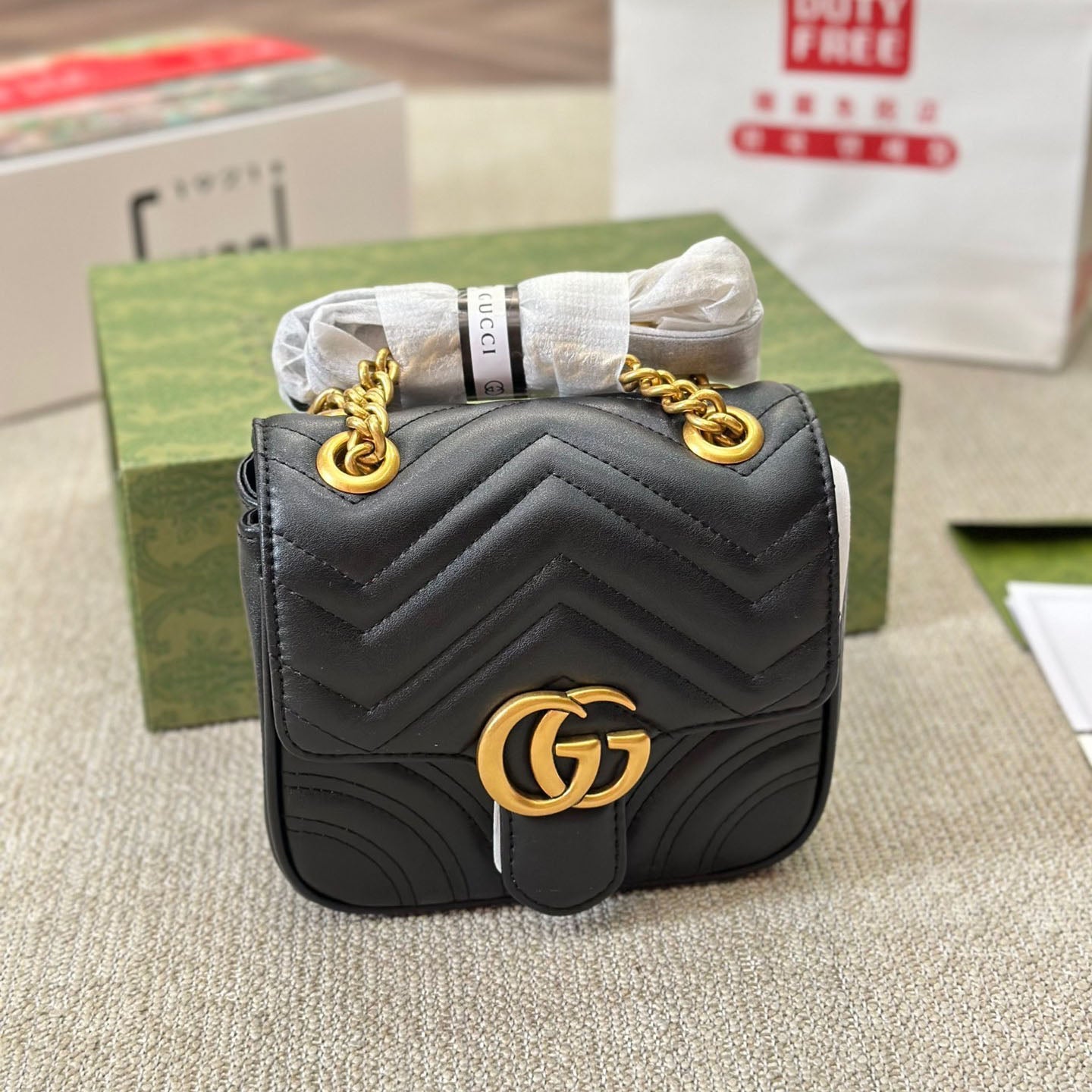 GG Marmont Square Fat Shoulder Bag 1825052309