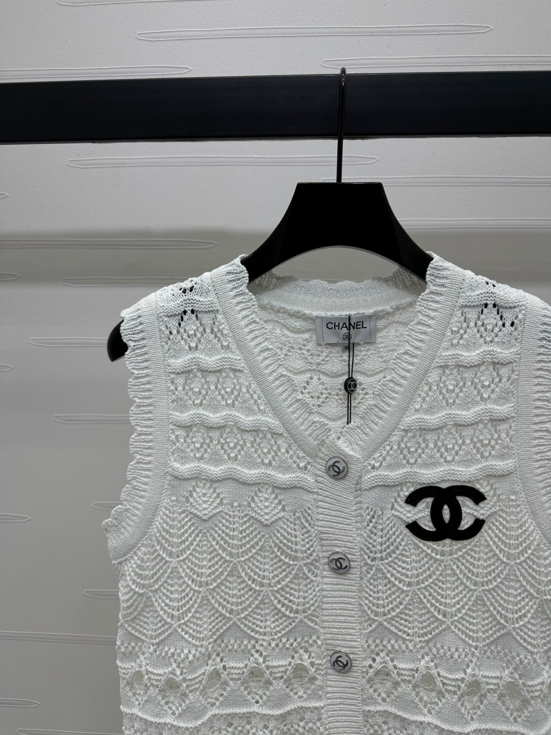 CNL Openwork knit vest 1825042914