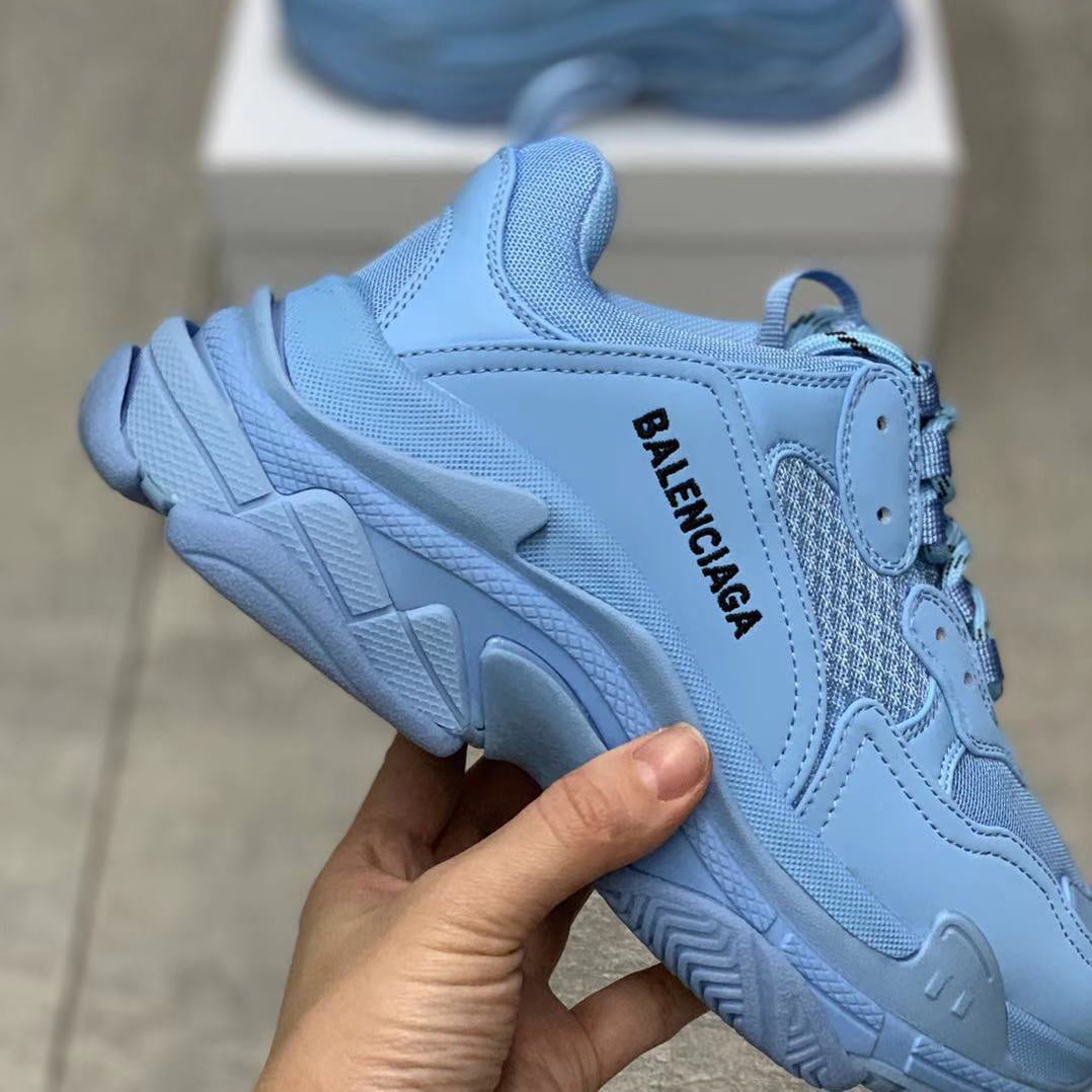 Triple-s Vintage Sneakers XC1823082302