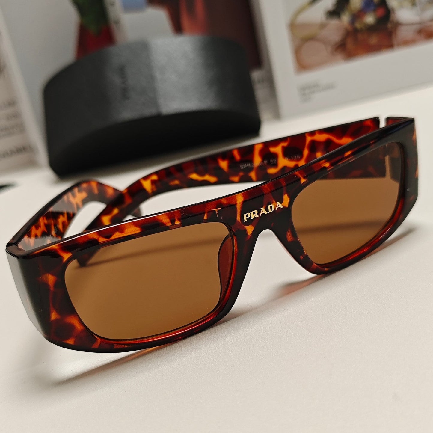 24 new unisex retro rectangular integrated sunglasses 1824042404