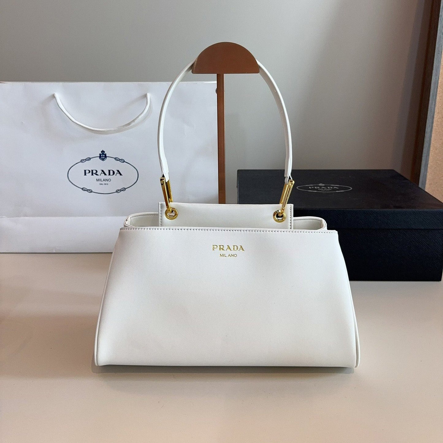 PR Hobo Shoulder Bag 1825061809