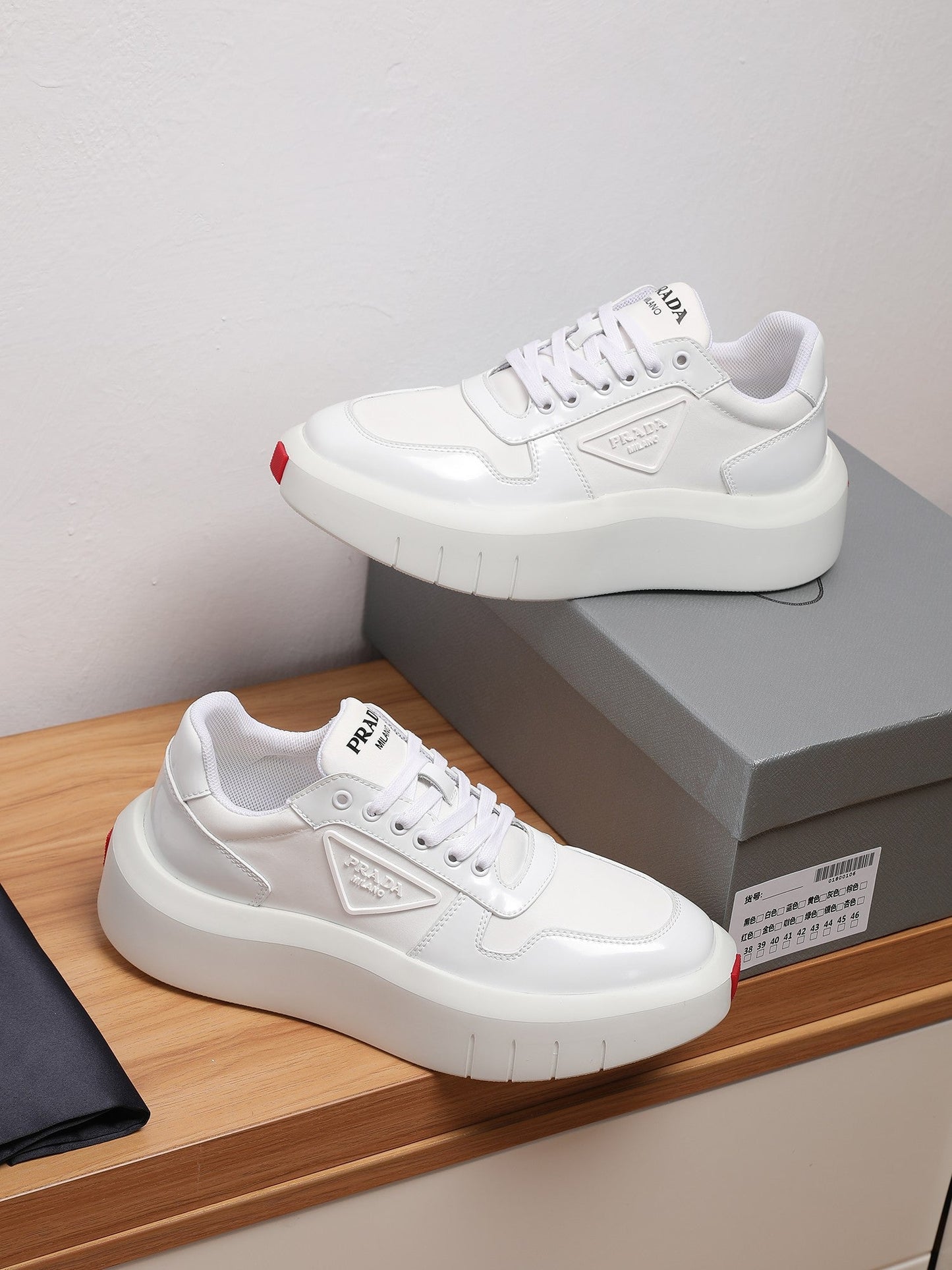 PR sneakers 1825062703