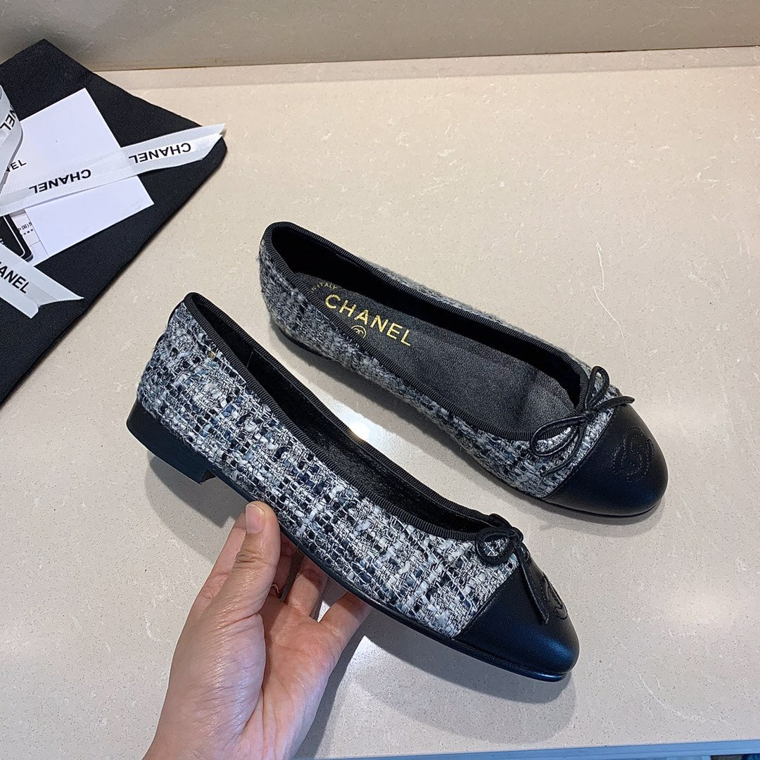 Classic comfortable flats 1824032302