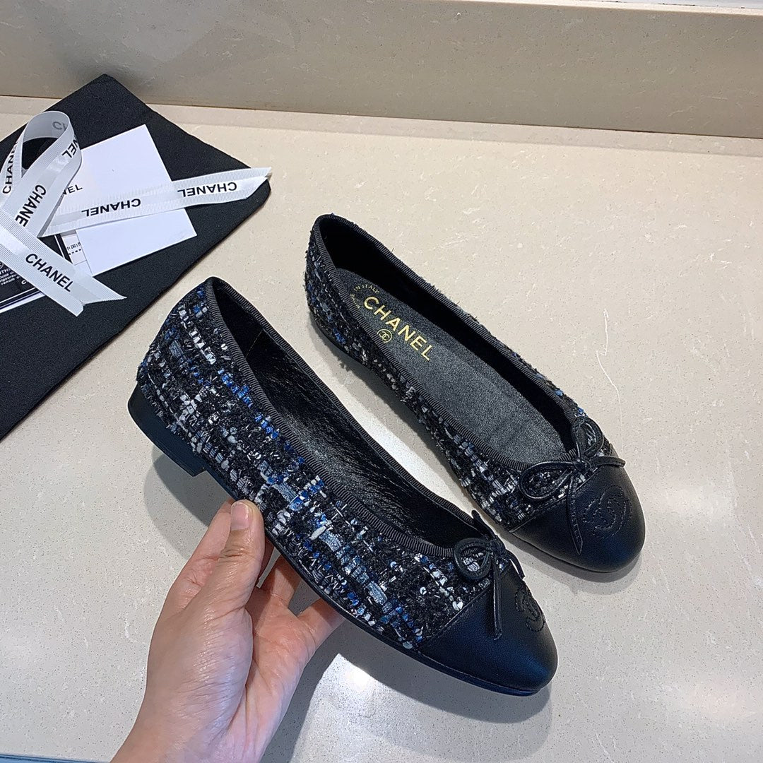 Classic comfortable flats 1824032302