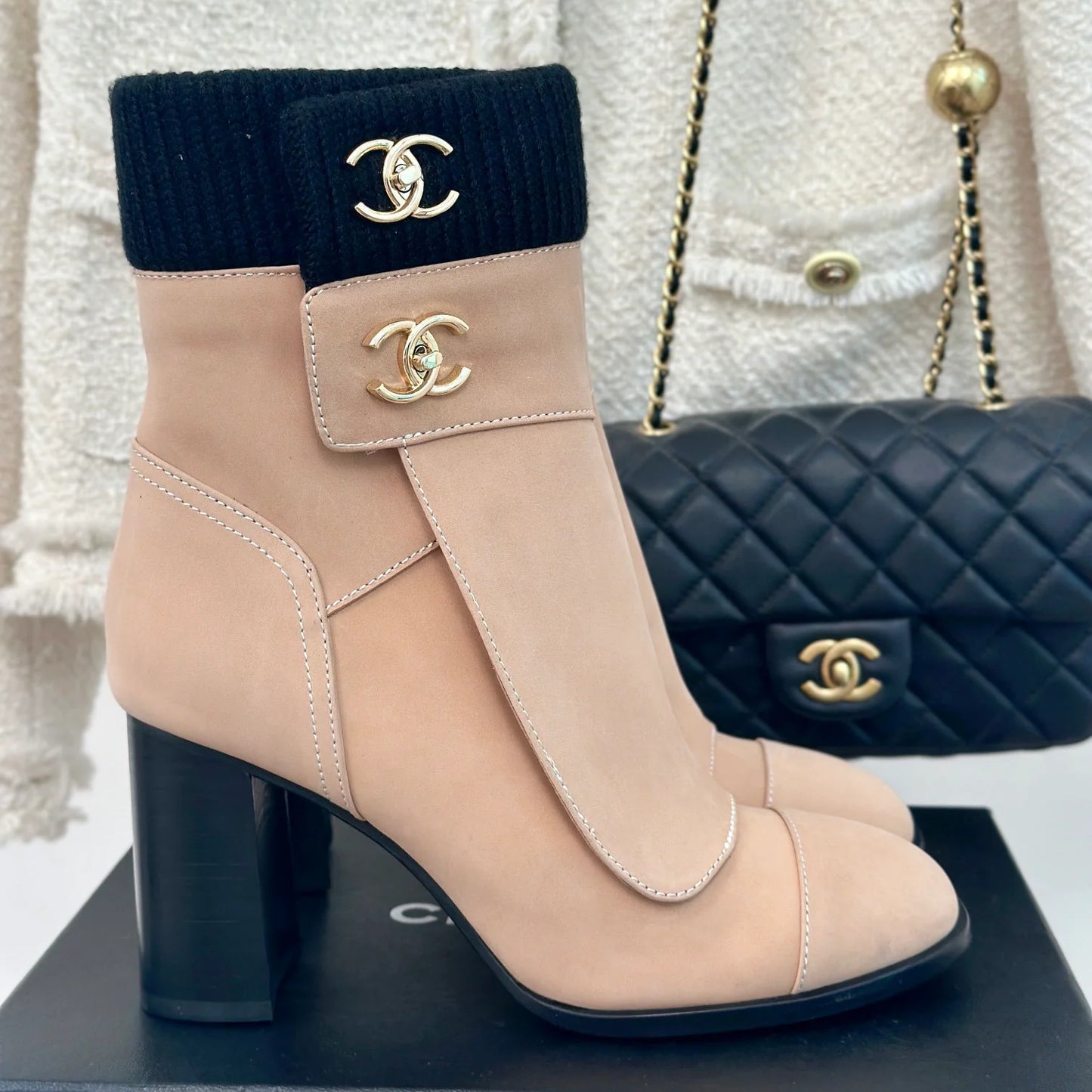 Classic knitted yarn tube short boots 1024111304