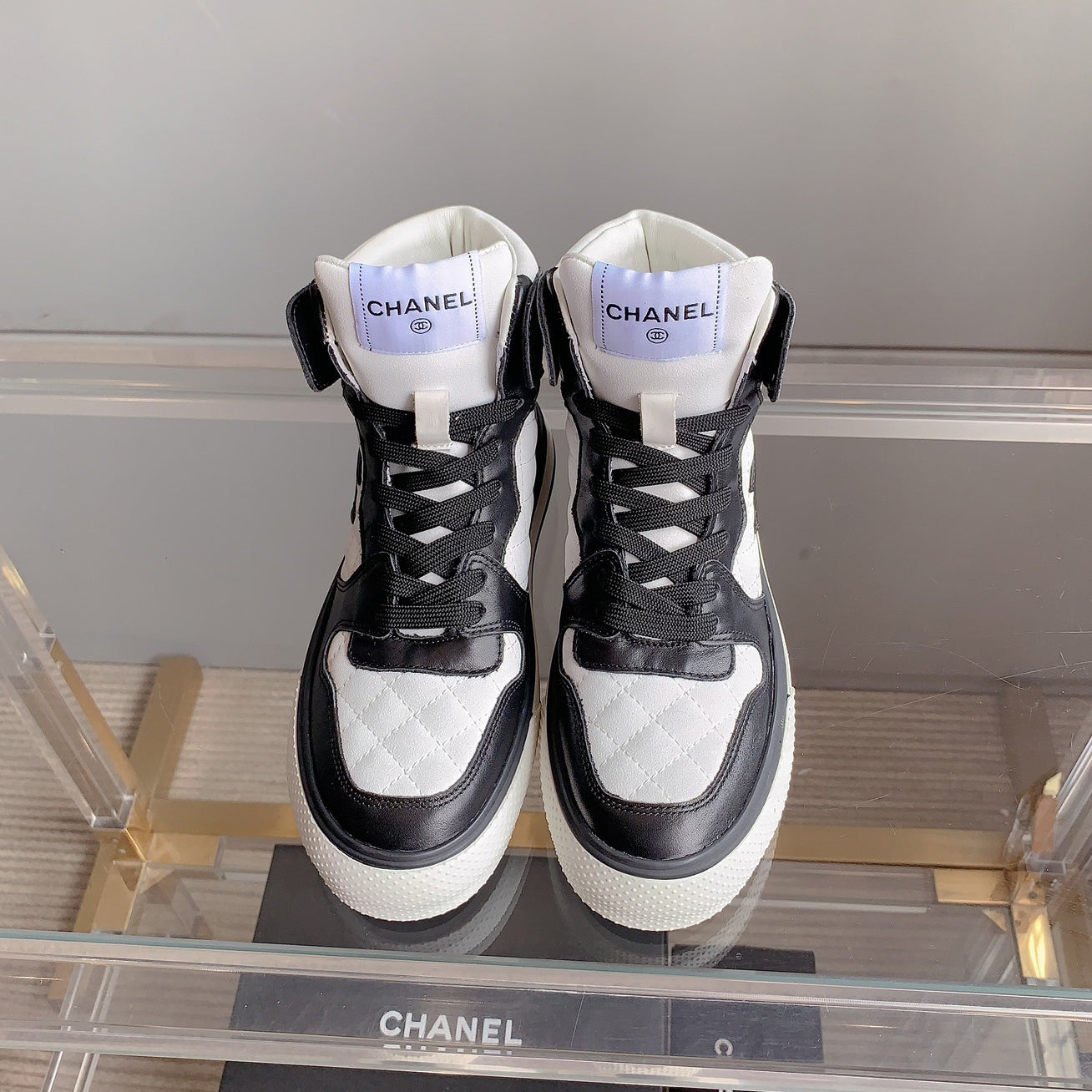 CNL Classic versatile rhombus sneakers 1824061008