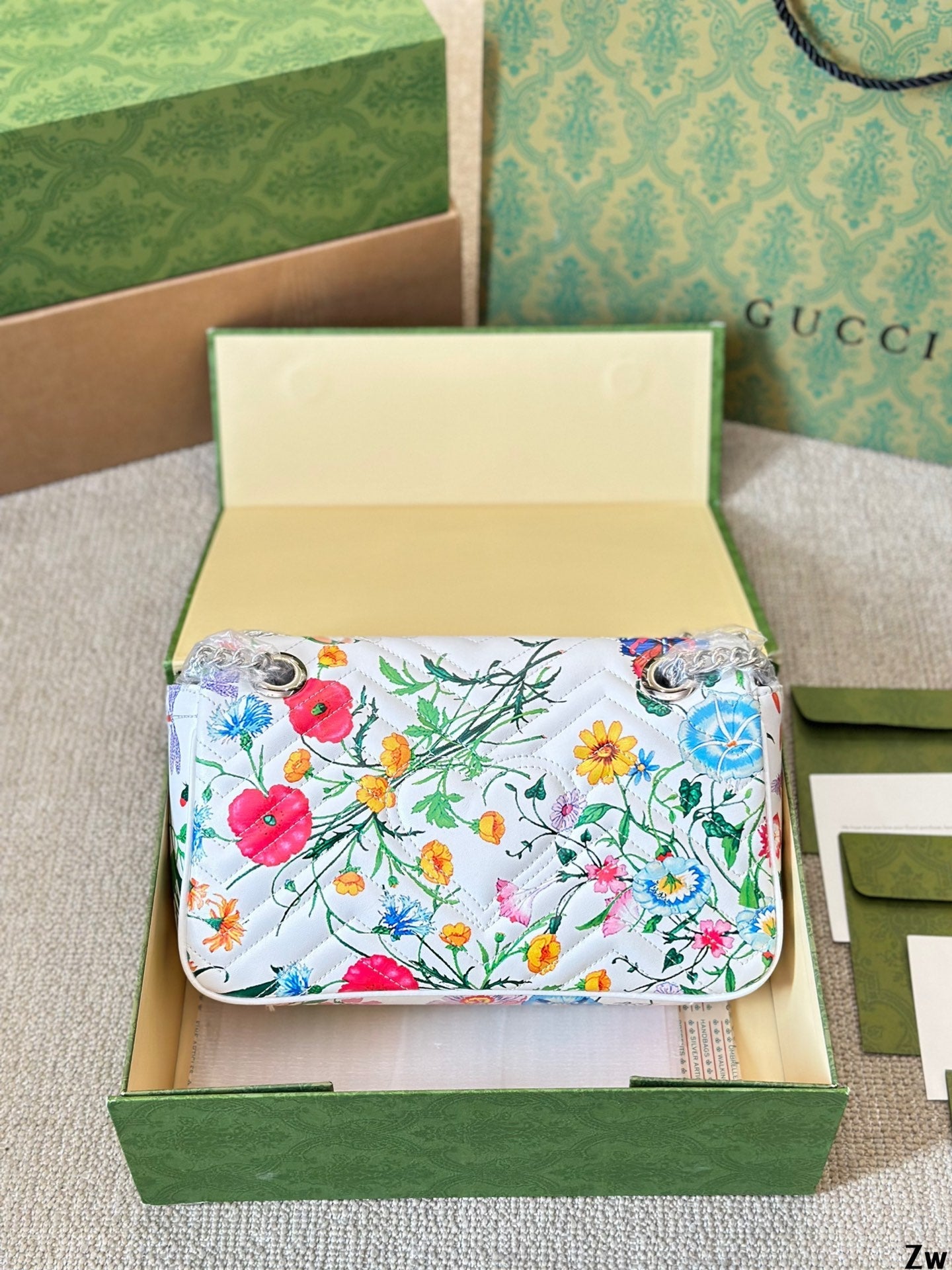 GG floral print shoulder bag 0724090402