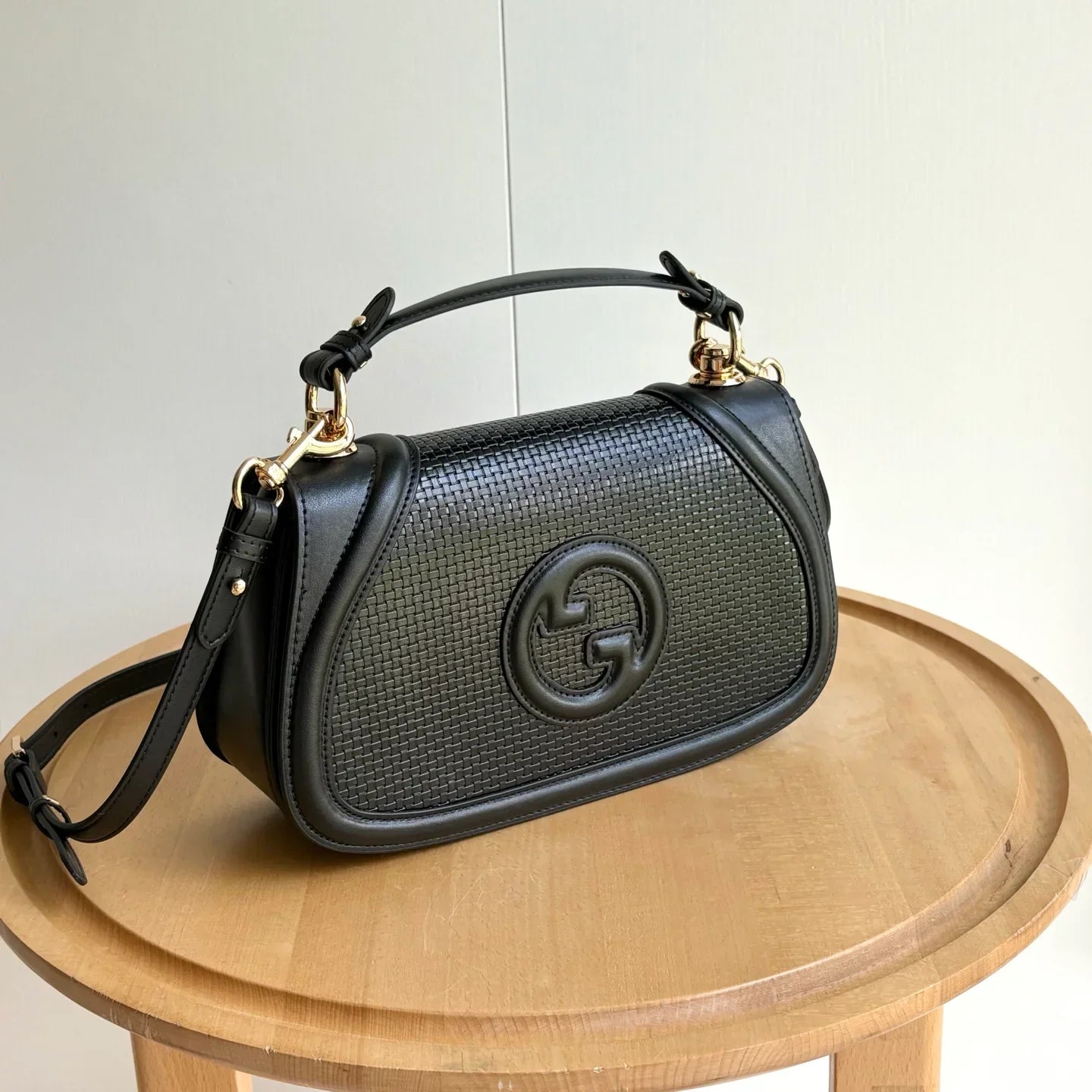 New Saddle Flap Woven Bag 1025043003