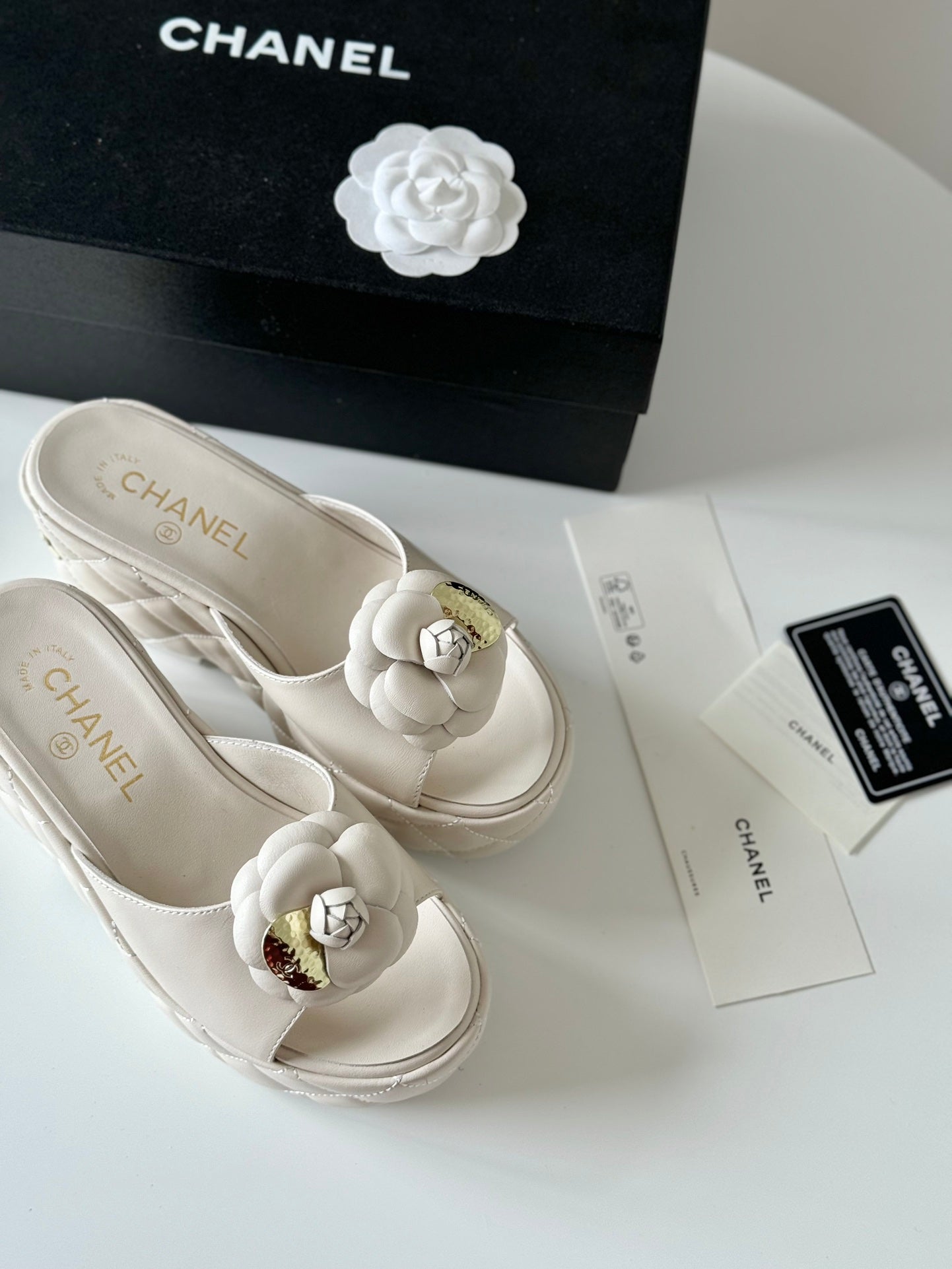 CNL 24SS camellia platform slippers 0724042709