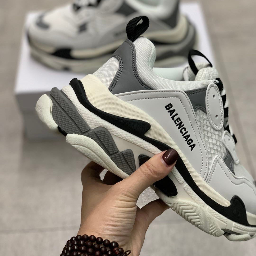 Triple-s Vintage Sneakers XC1823082303