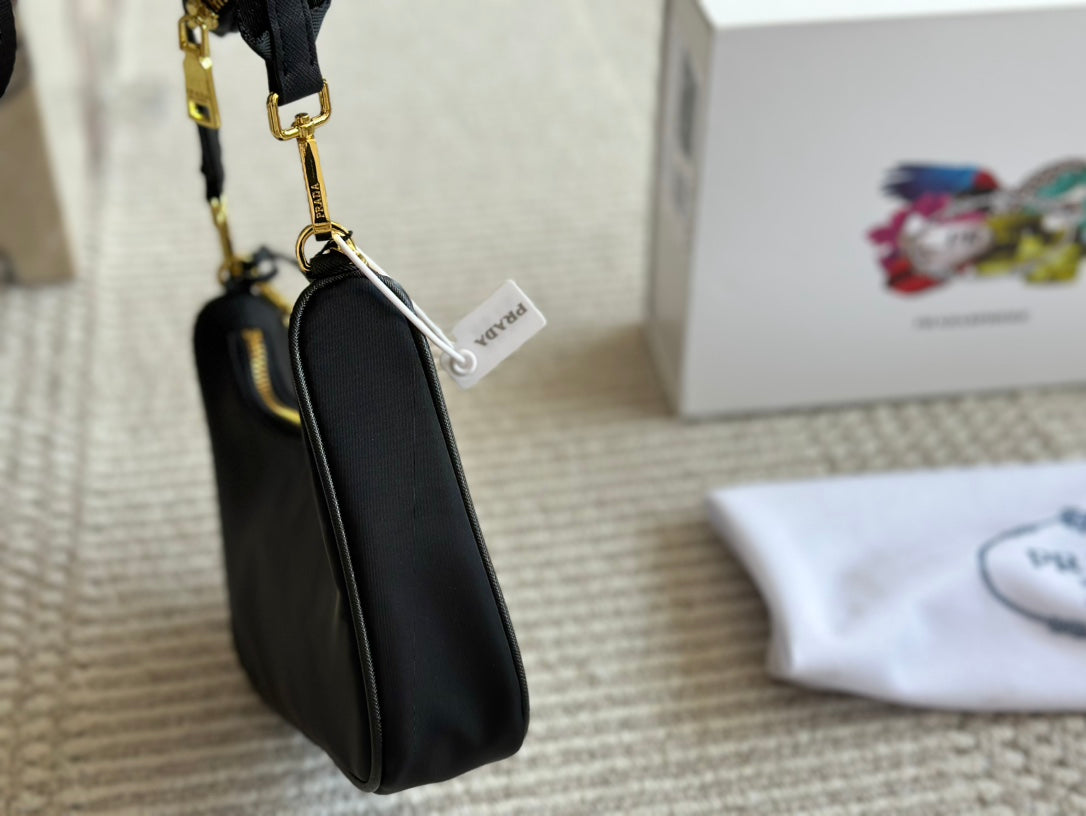 PR Nylon Underarm Bag 1824102807