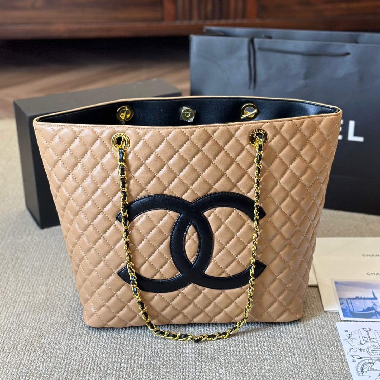 CNL rhombus shopping bag 1824061112