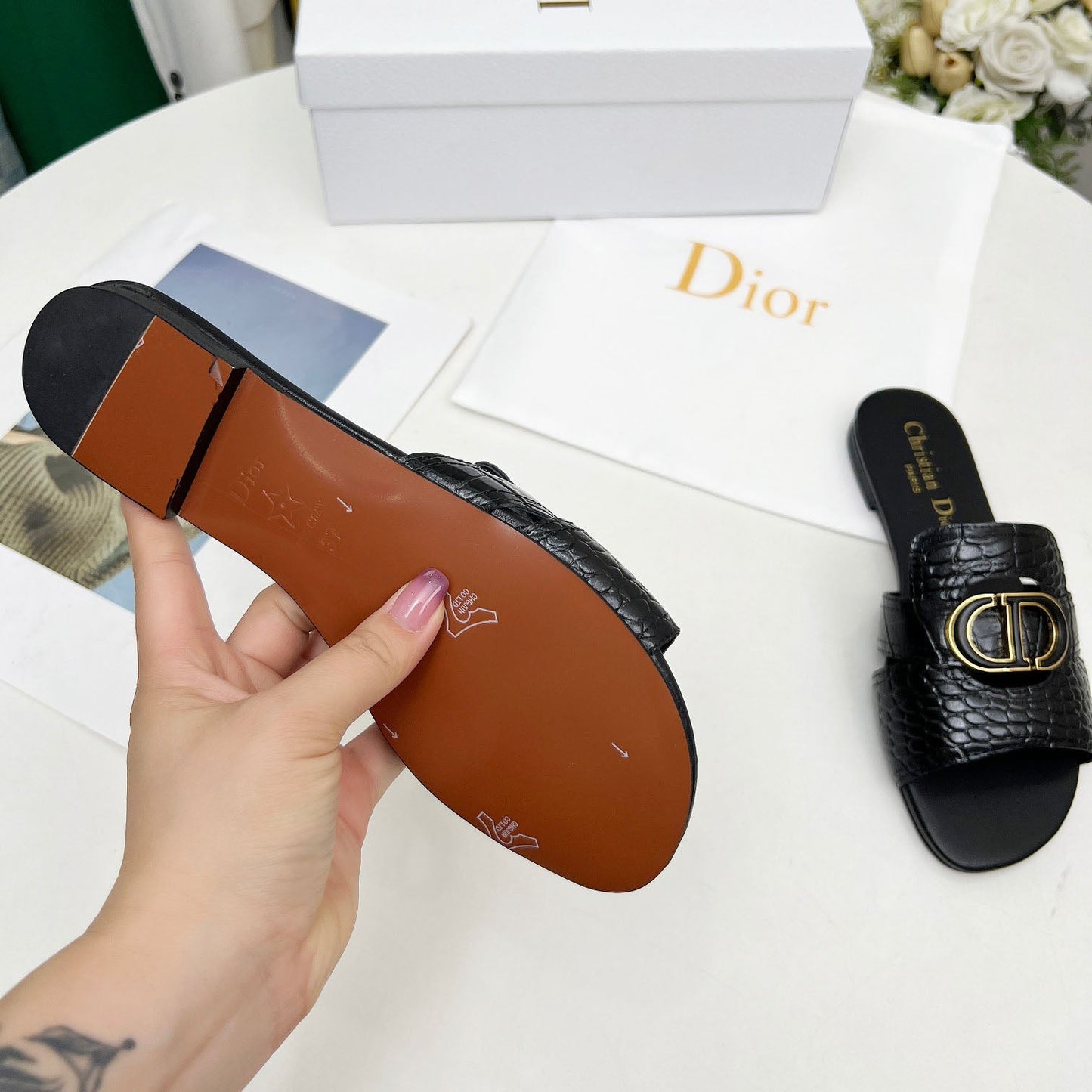 CD Slippers 1825052802