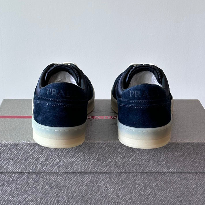 PR sneakers 1825052803