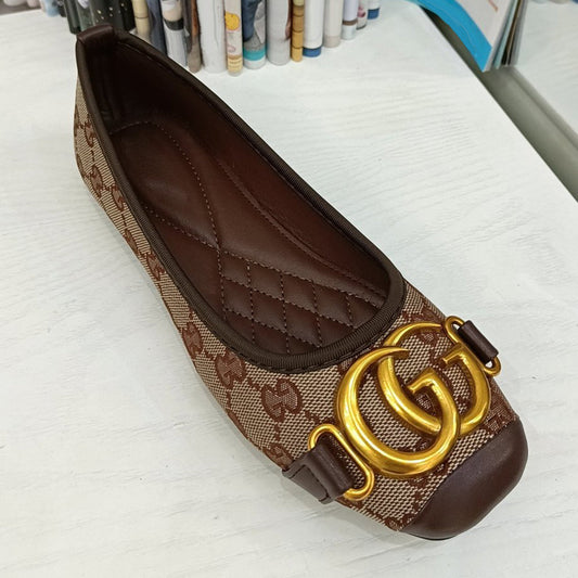 Shallow cut square toe flat bottomed bean shoes PD10041130