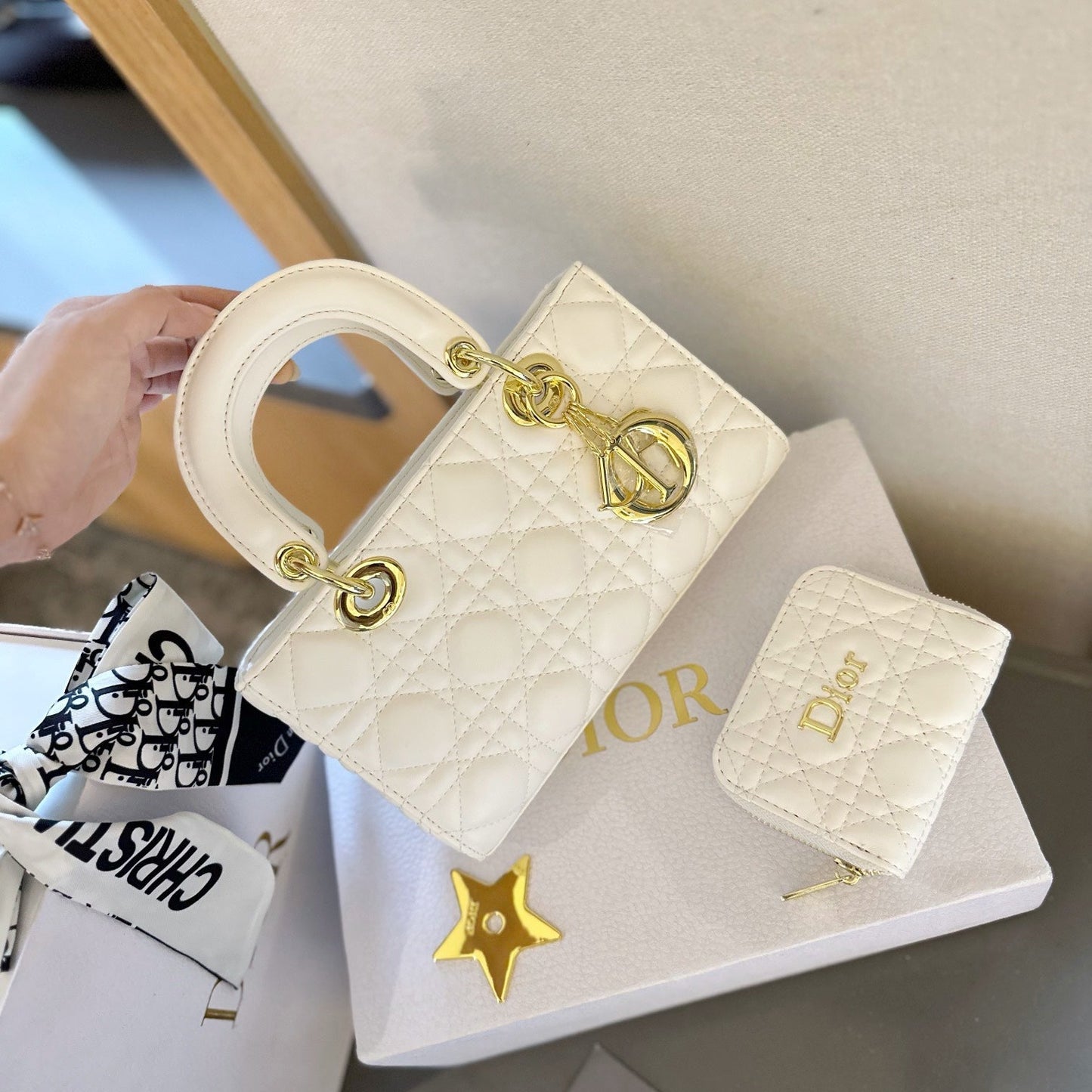 DIO Classic Tote Bag XC24100804