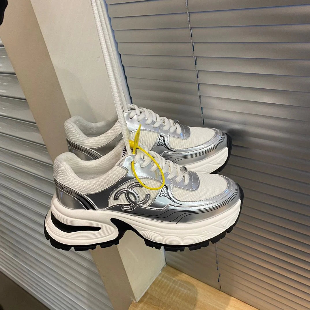 New Two-color Thin-soled Leather Casual Sneakers 1024031406