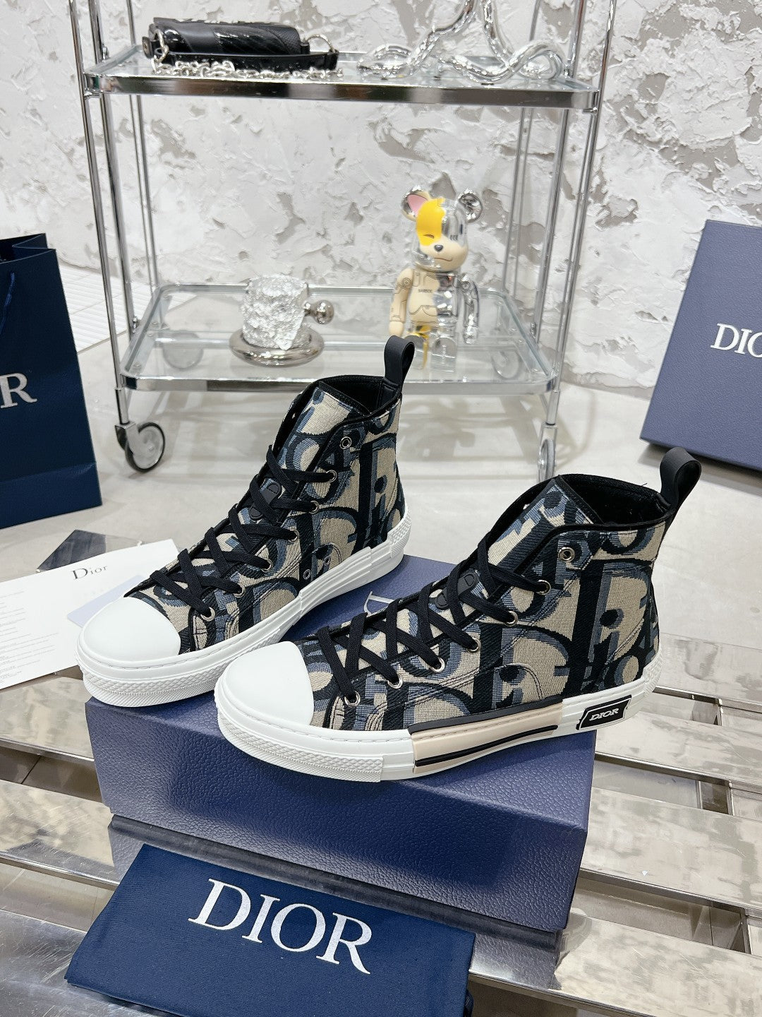 CD B23 High-Top Sneaker 1824120911