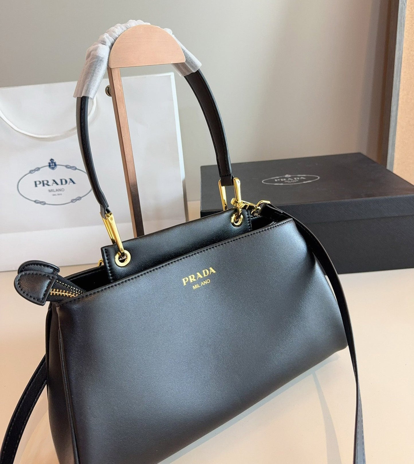 PR Hobo Shoulder Bag 1825061809