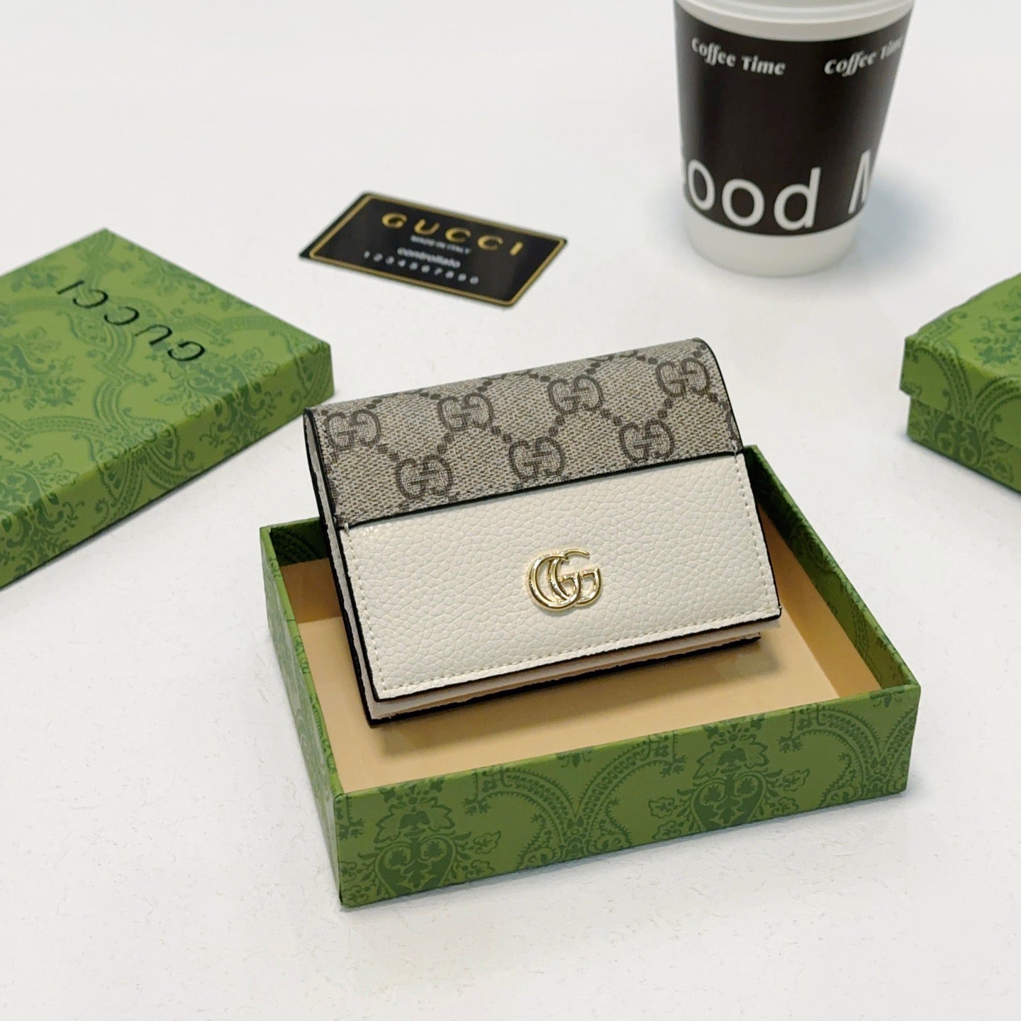 Fashionable Women's Bags 250904003