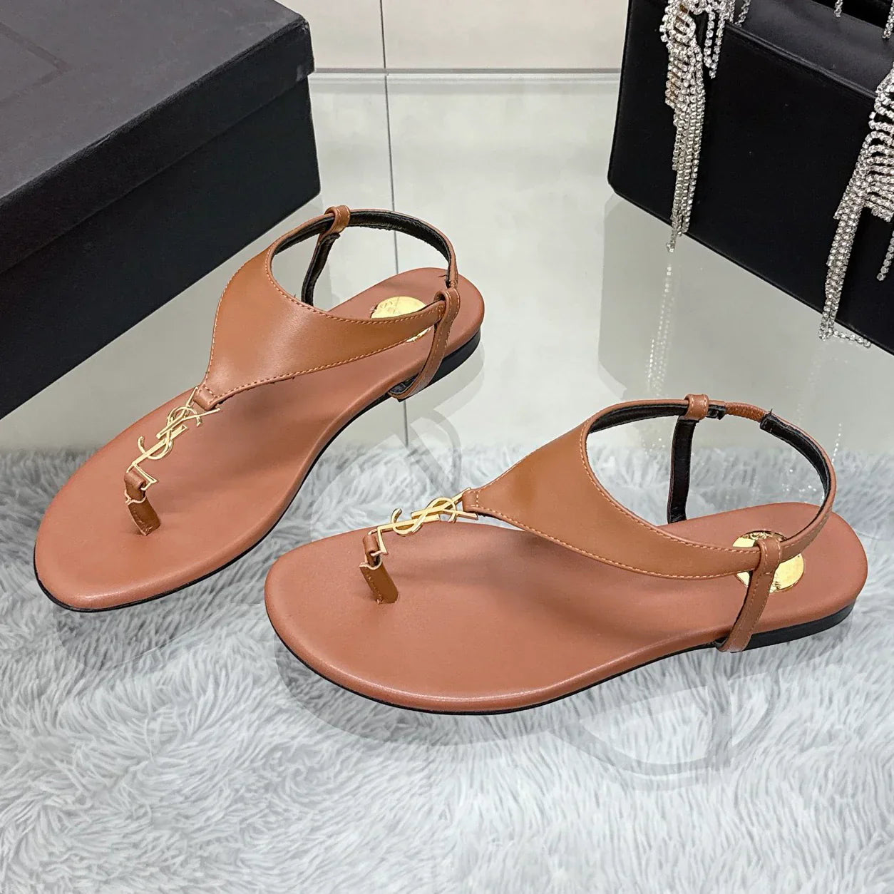 Early spring new YSL clip on sandals 1025032418