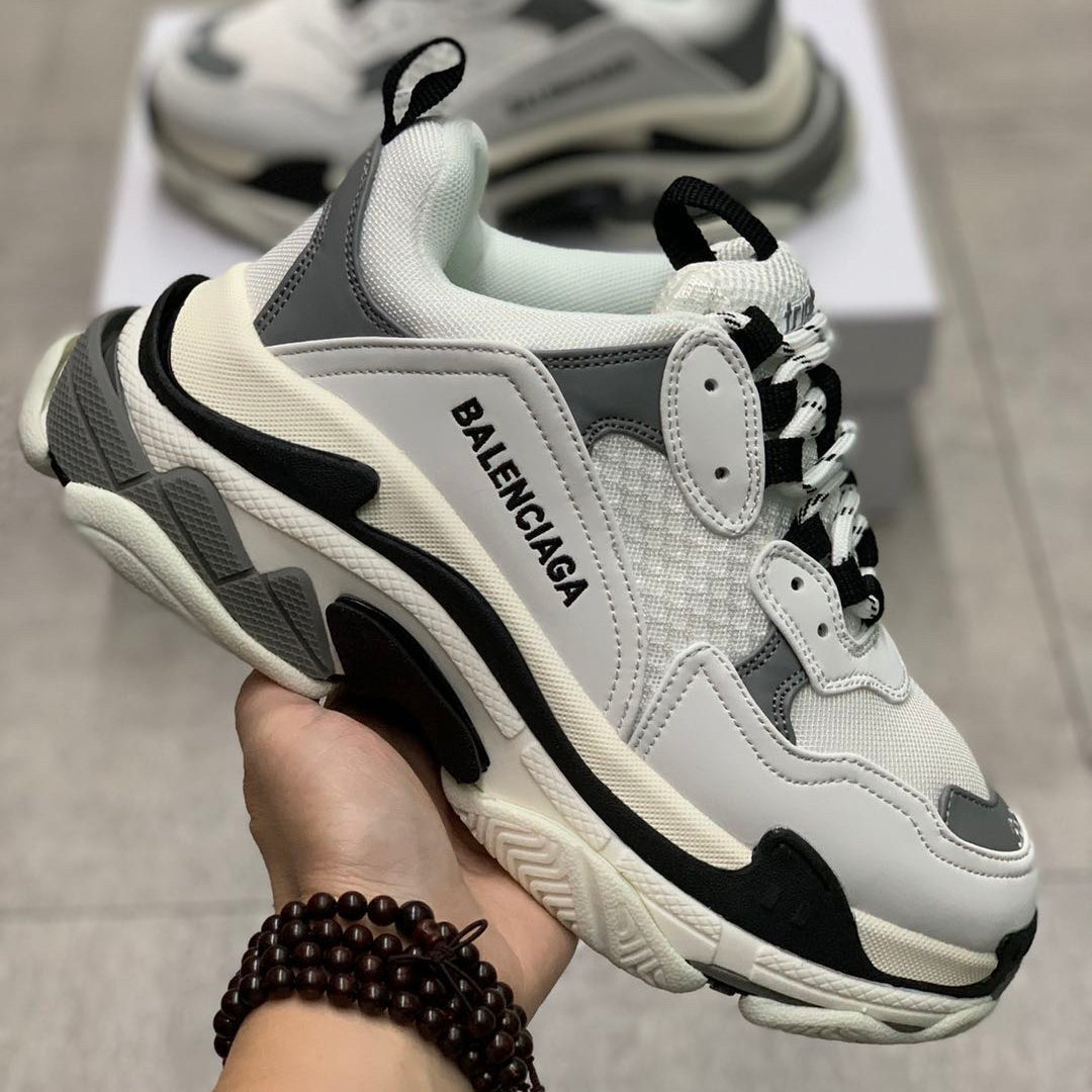 Triple-s Vintage Sneakers XC1823082303