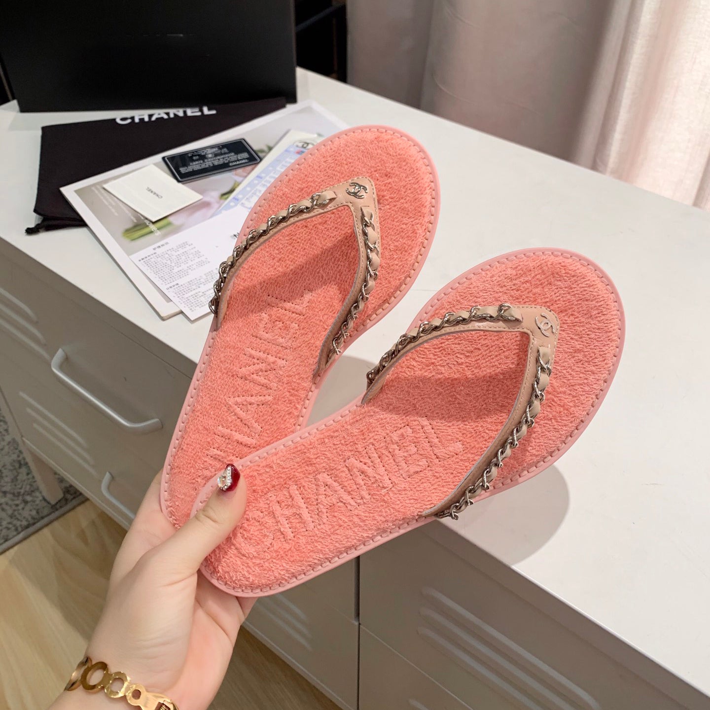 3-color flip flops 03011