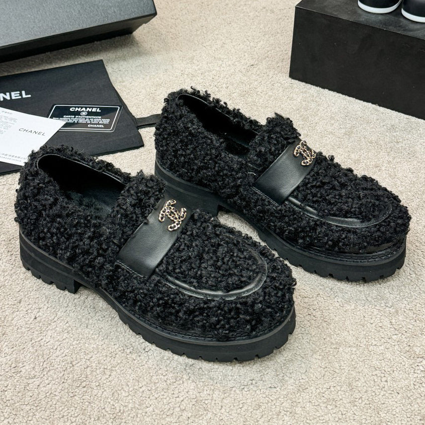 New Lamb's Curl Casual Shoes 1024121604