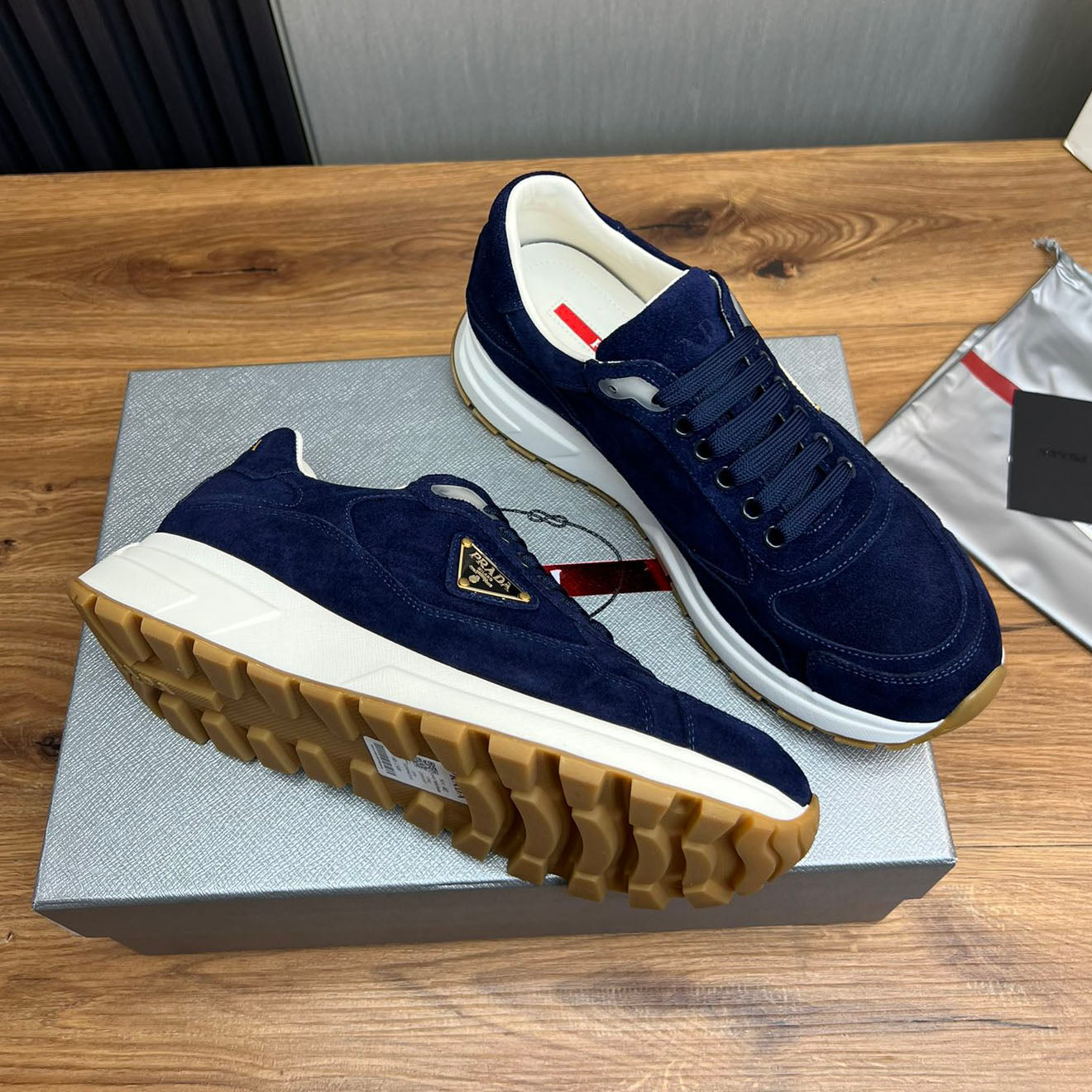 PR  sneakers 1824102503