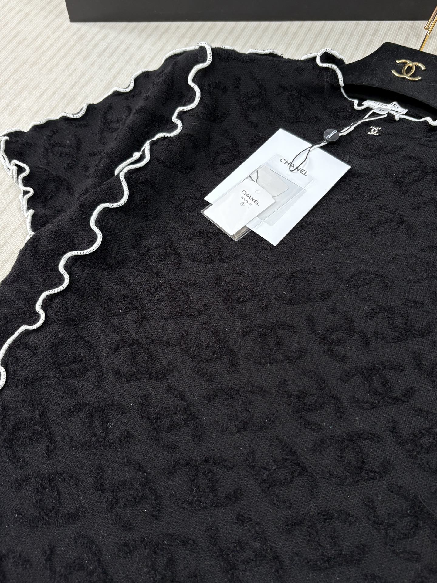 CNL Knitted short T-shirt 1825041801