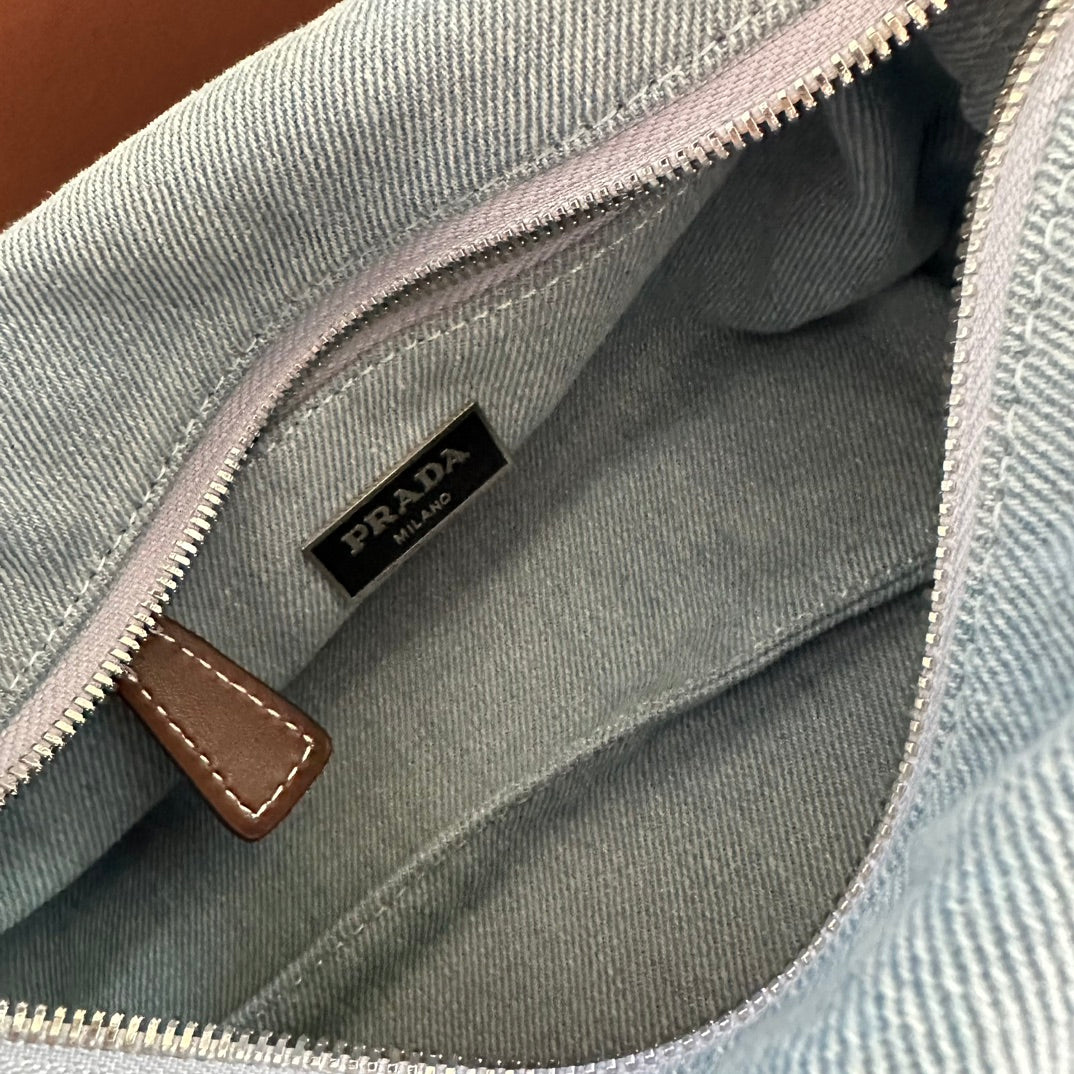 Classic underarm denim bag 1824050302