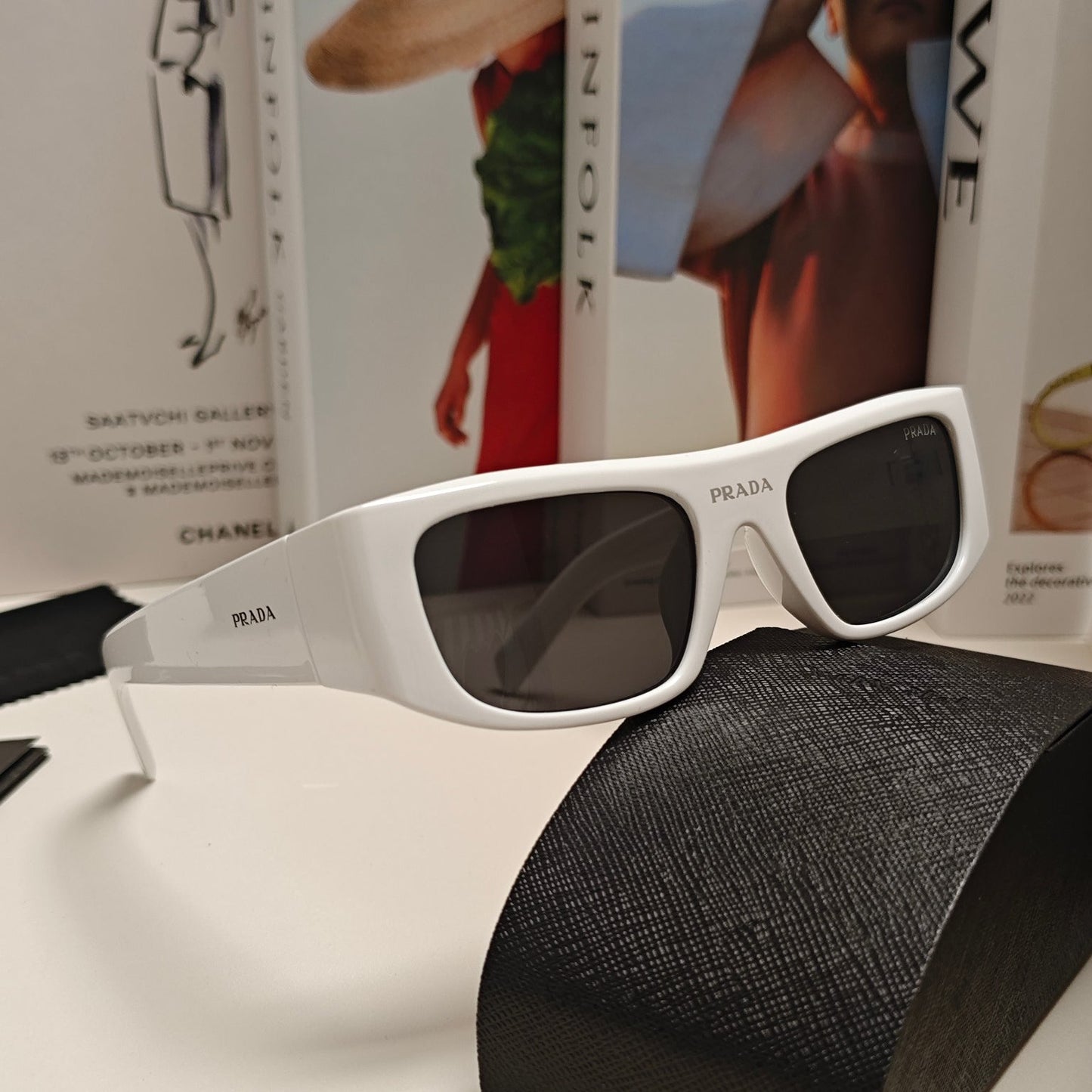 24 new unisex retro rectangular integrated sunglasses 1824042404