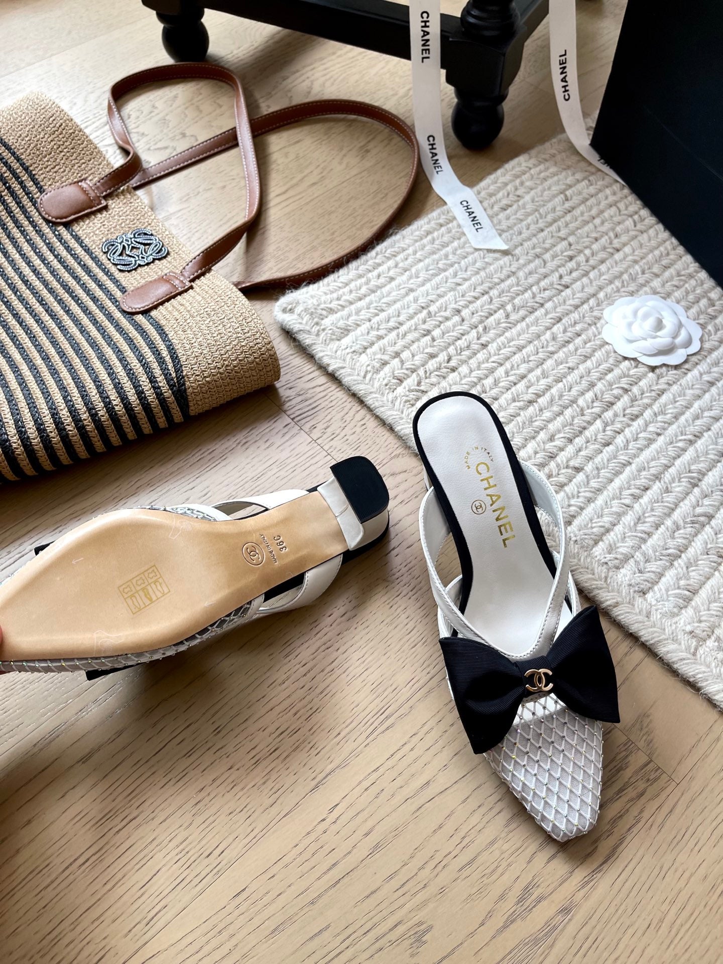 CNL Bow and pearl buckle sandal 1825042901