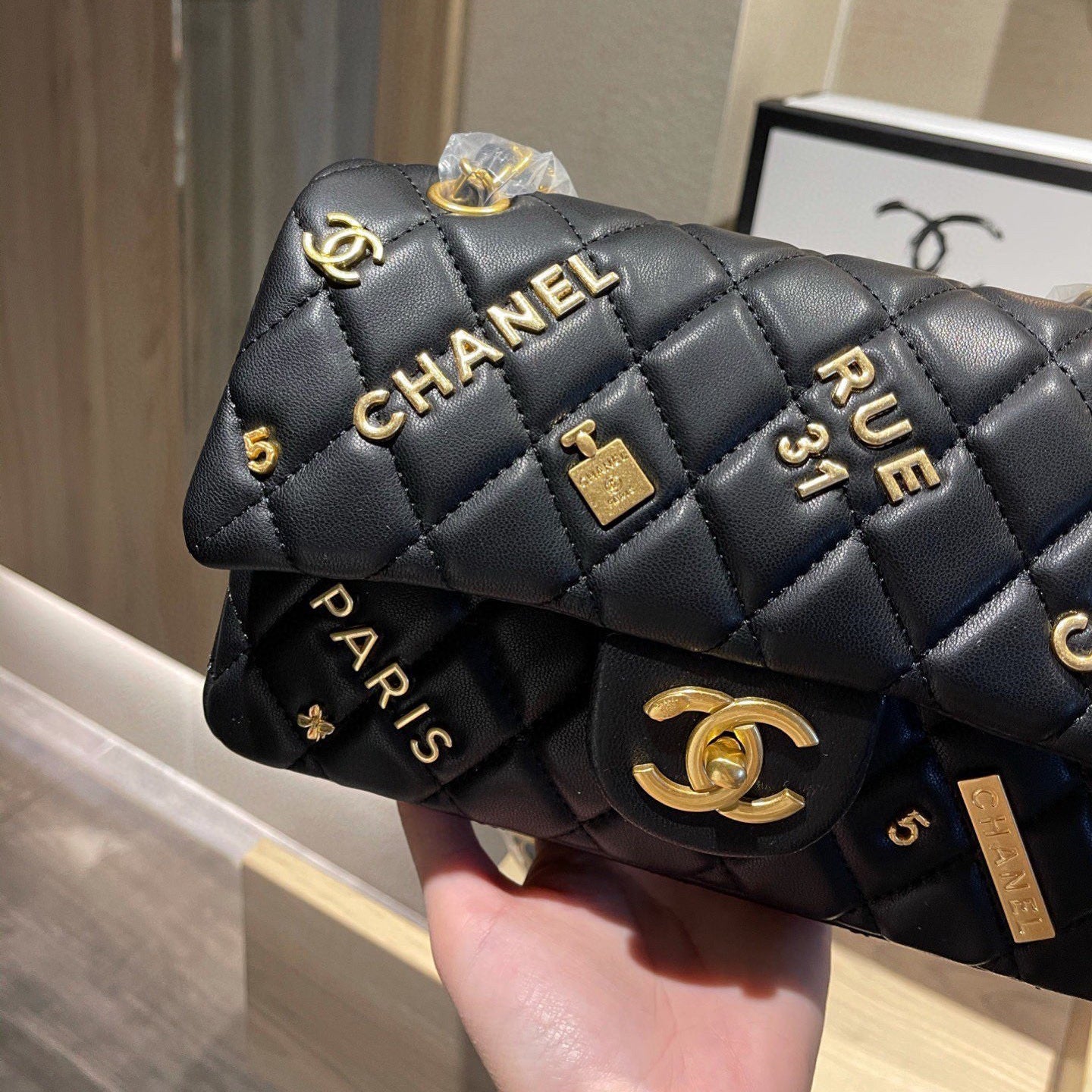 New trendy and fashionable women's bags PD10042815