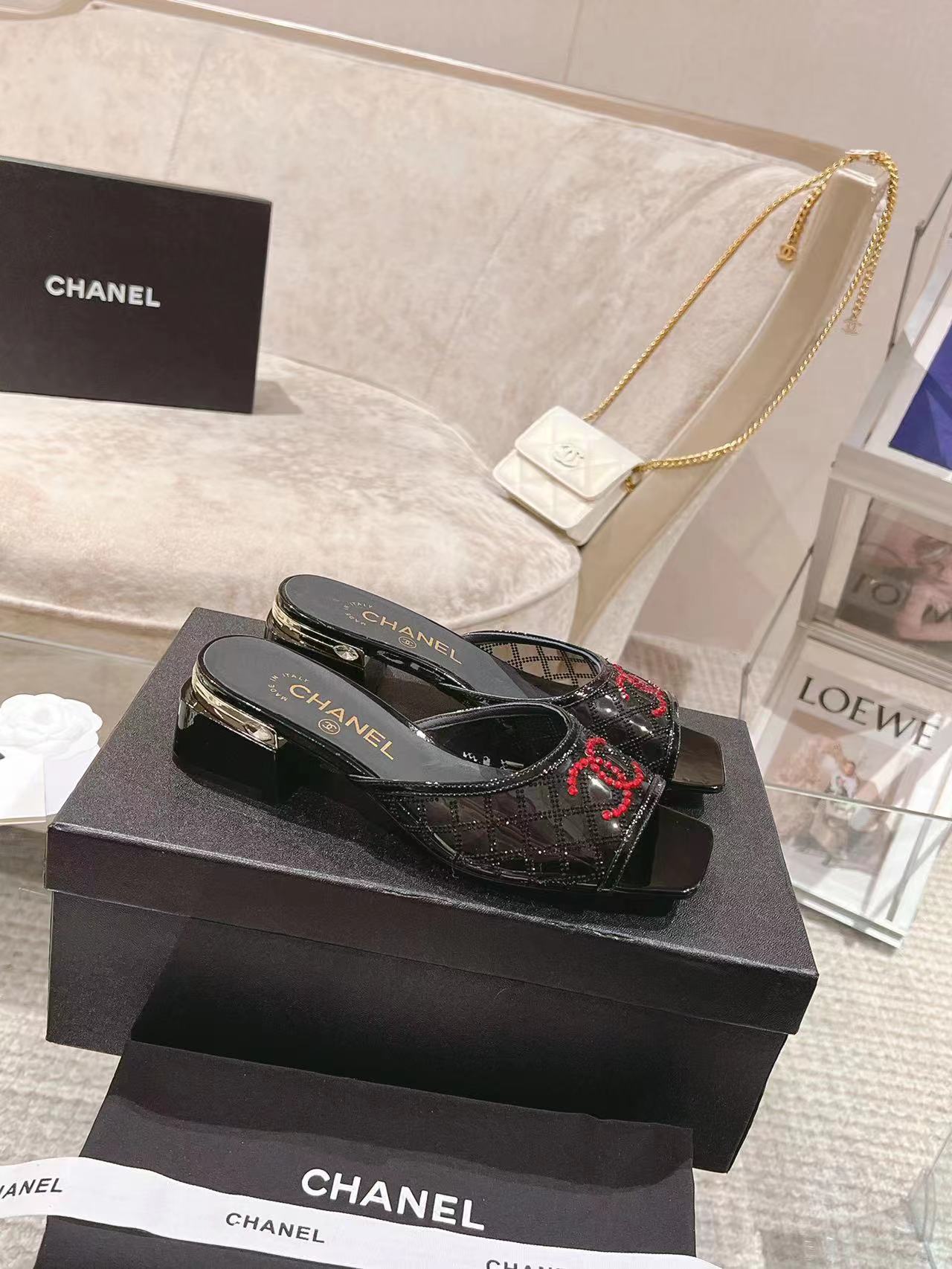 CNL24ss Fashion Low Heel Slippers 0724090508