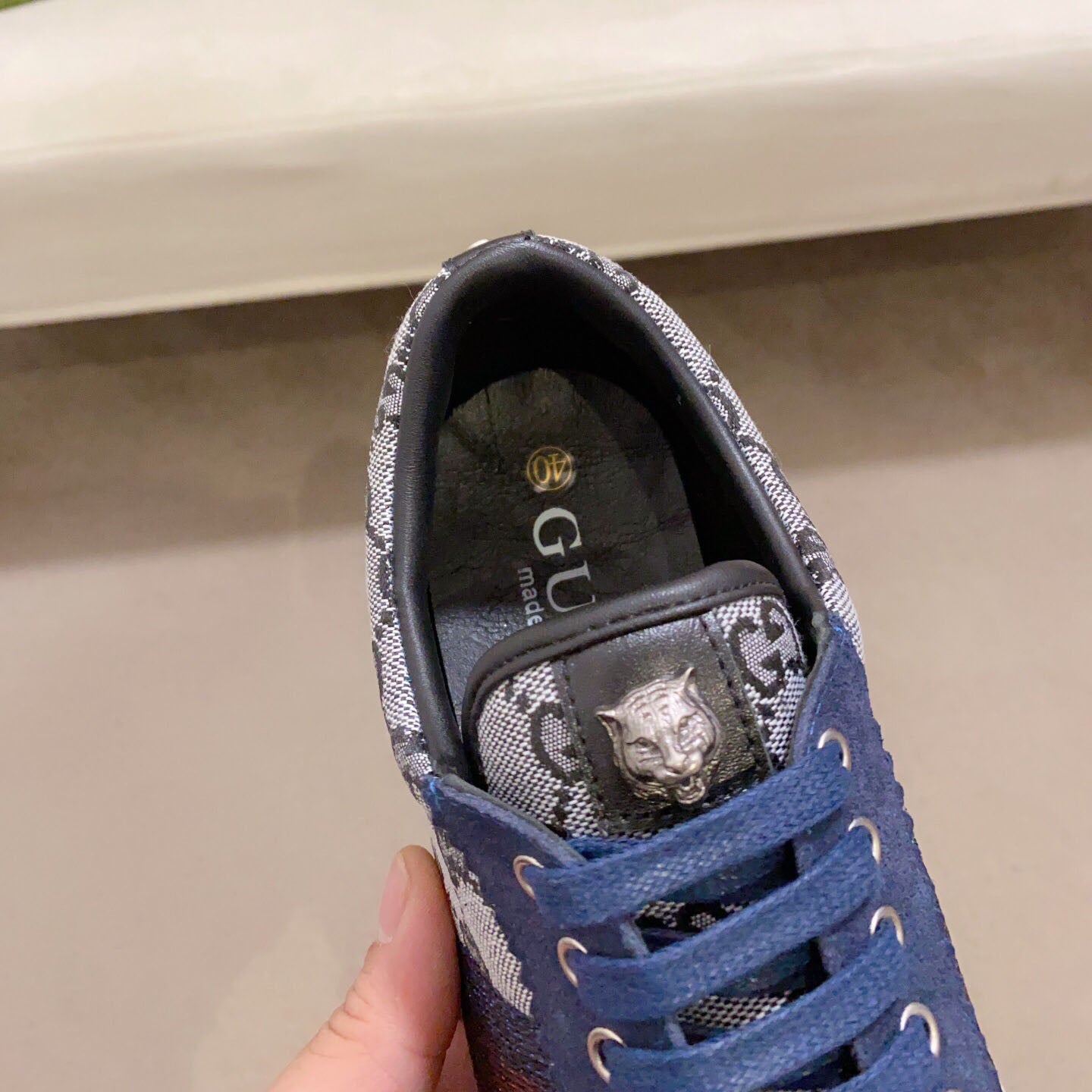 Classic letter presbyopia fashion casual sneakers 1824080302