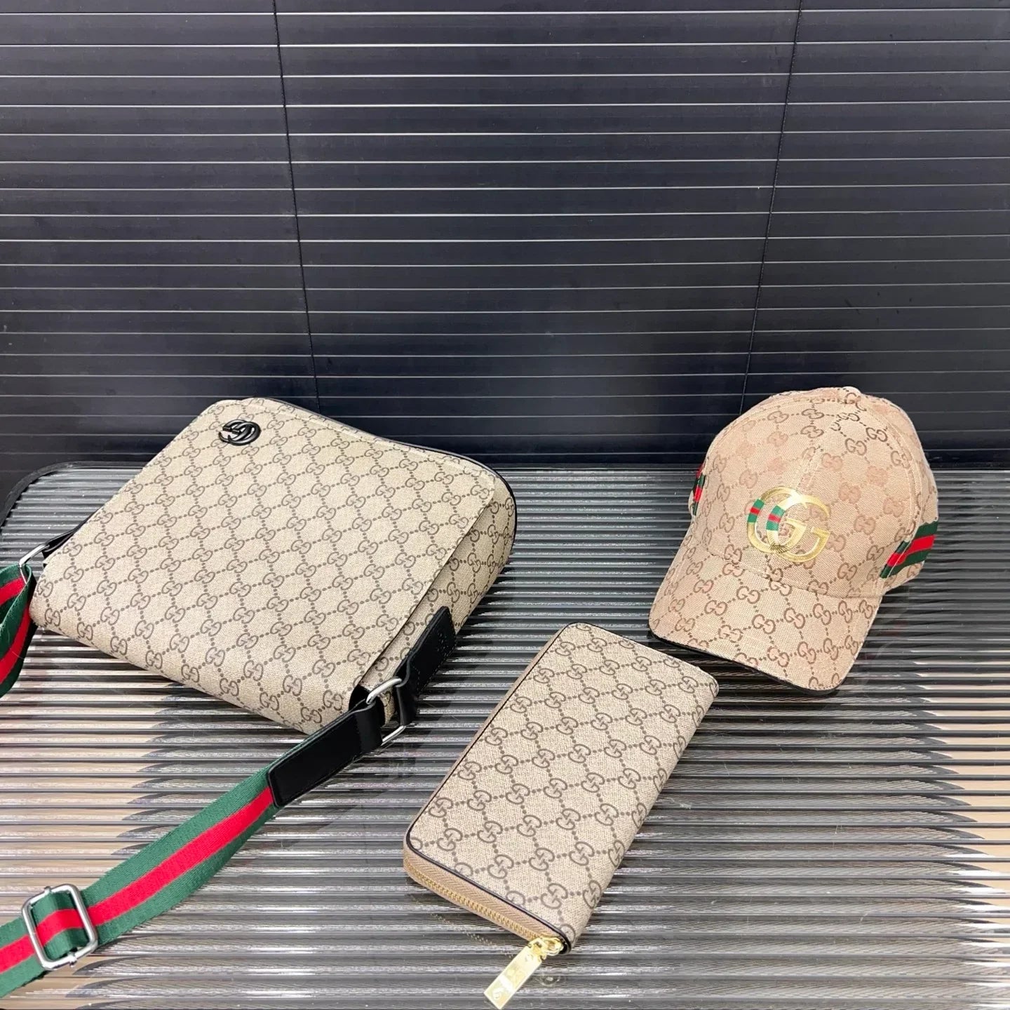 Boutique versatile three-piece combination models  1025040304