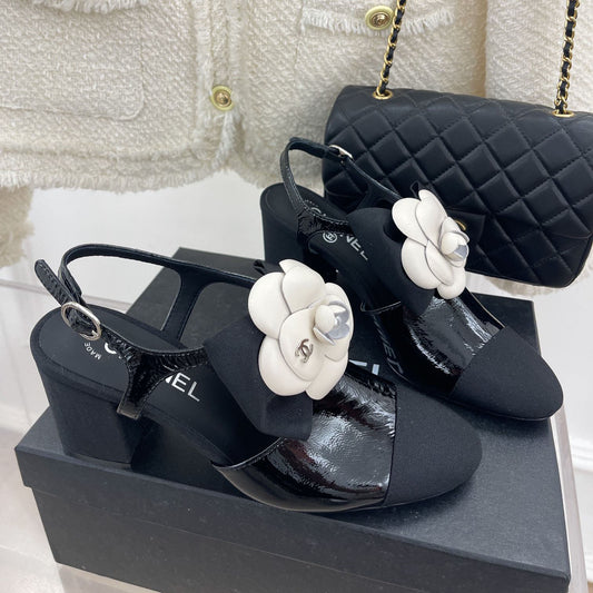 Fashion Versatile Camellia Thick Heels High Heels 1023120404