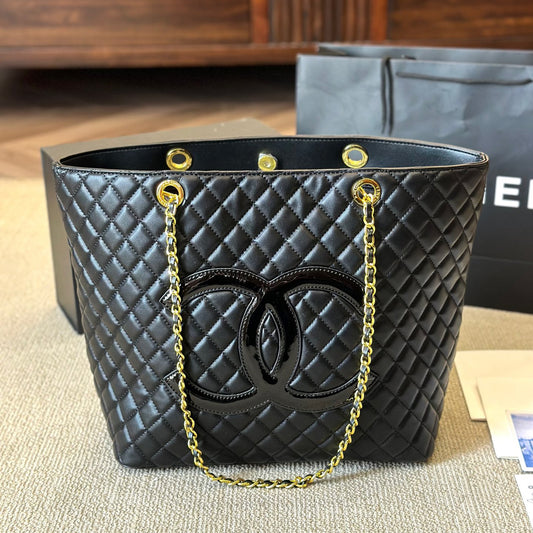 CNL rhombus shopping bag 1824061112