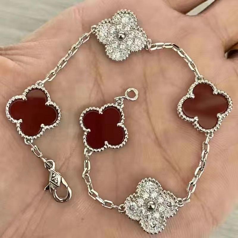 Versatile And Sophisticated Couple Bracelet 1024022615